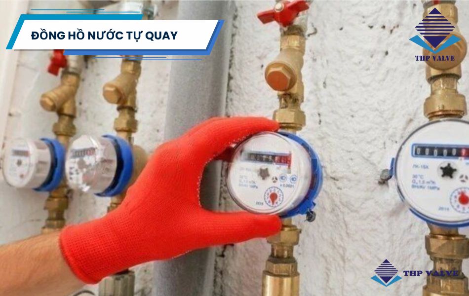 Đồng hồ nước tự quay