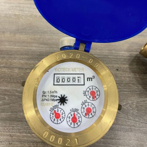 Đồng hồ đo nước DN15