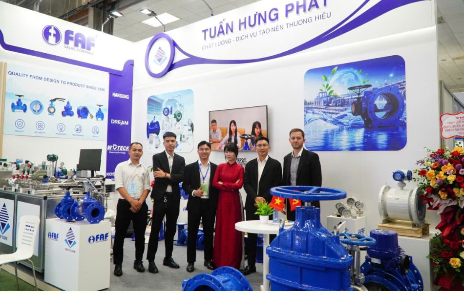 Đội ngũ Tuấn Hưng Phát luôn sẵn sàng tư vấn, hỗ trợ khách hàng